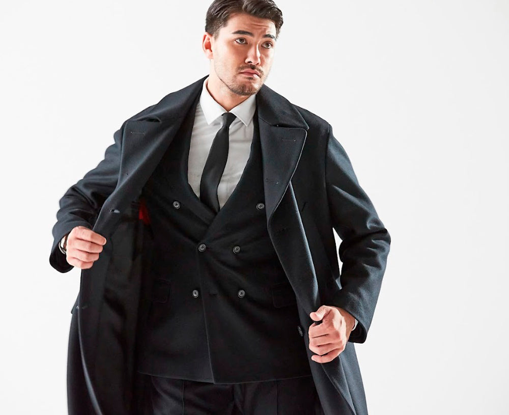 勢ぞろいしたMOVBのLuxury Jersey Coat Collection