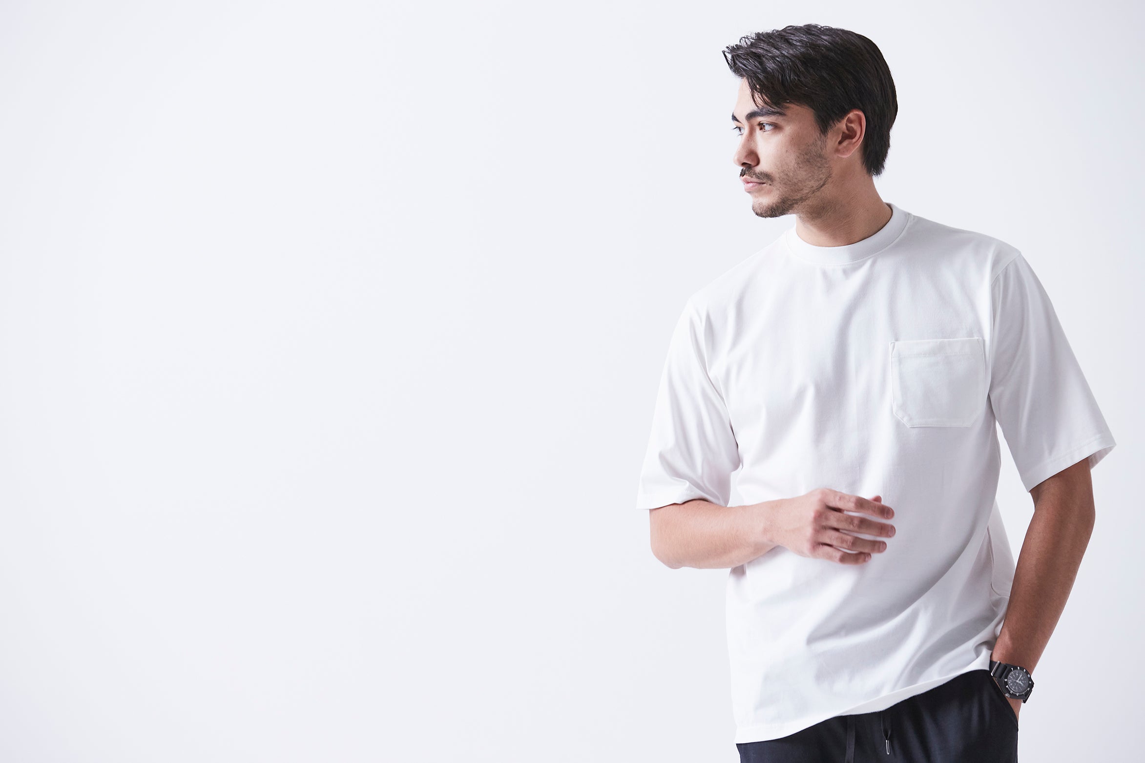 まだまだ続く夏を快適にする、MOVBオリジナル素材「Real silky cotton jersey」とは？